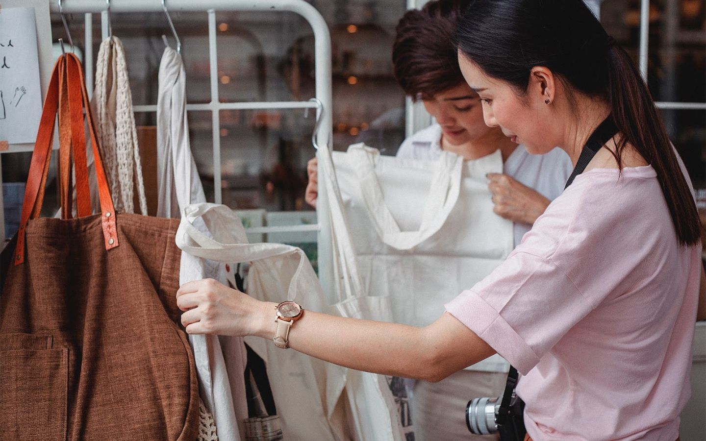 Creating Immersive Online Shopping Experiences